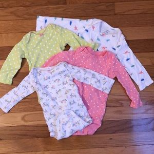 4 Long Sleeve Onesies Carter’s size 12 Months Baby Girl